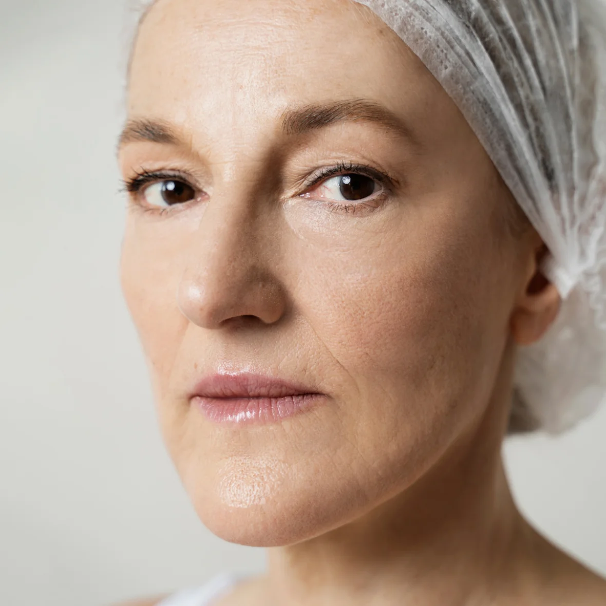 woman preparing for botox in luxury med spa in dallas